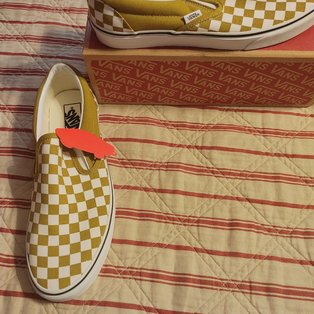 NWT!!! VANS Olive oil/White Checkerboard Slip-on Shoes Mens 12